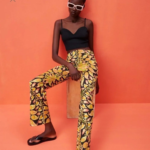 Zara Printed Flared Pants Trousers Groovy Floral 70's Pattern Sz Small - Picture 6 of 16